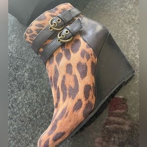 Cheetah leopard wedge booties